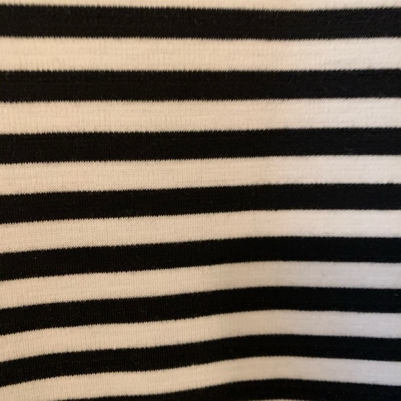 Black and White Form Fitting Material Girl Dress - Picture 6 of 10